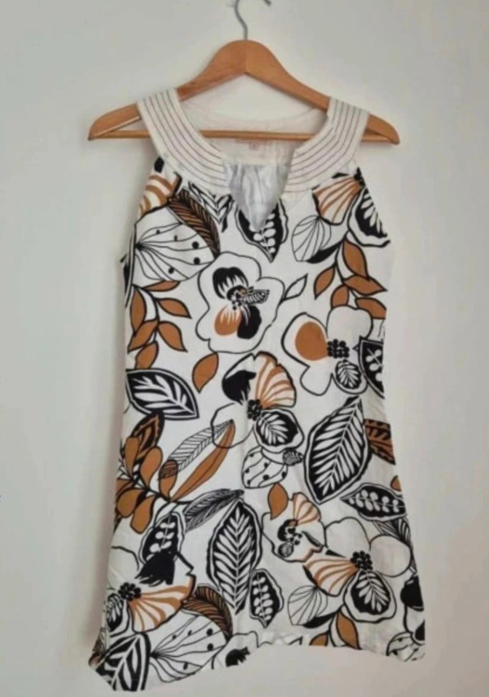 Vestido Verão padrão flores Tamanho M